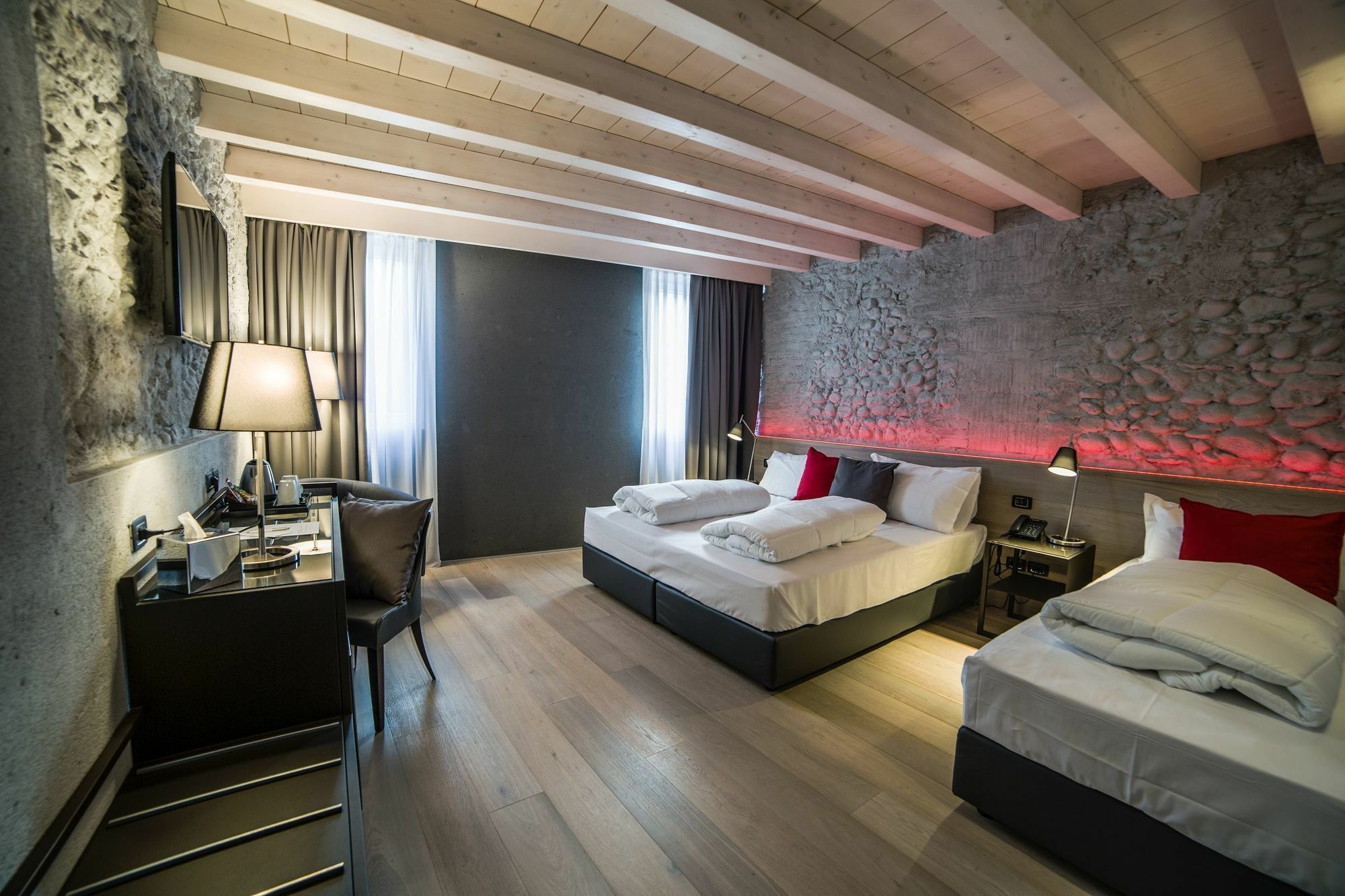 Al Vescovo & Guest house 2*